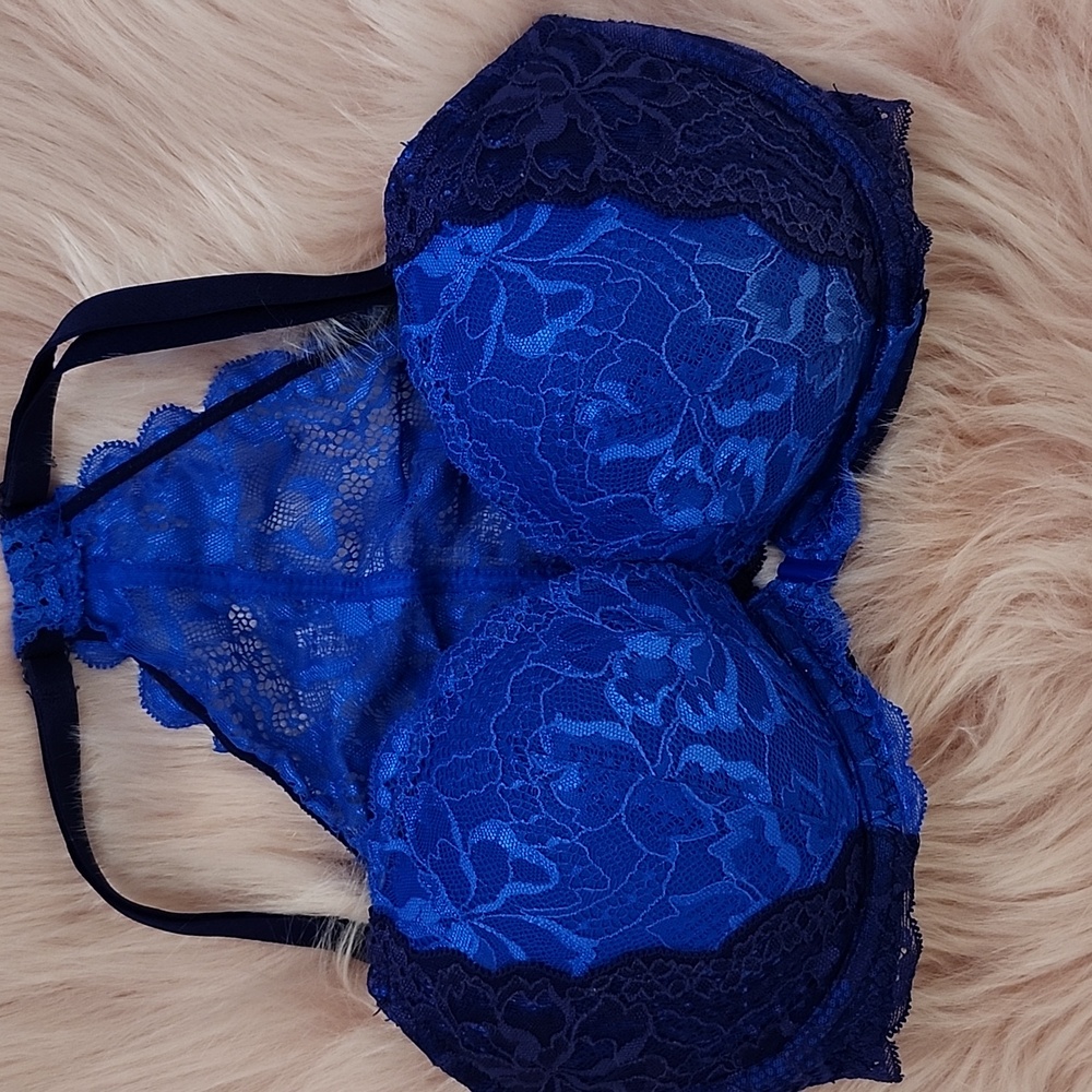 PRE-LOVED PINK VICTORIA'S SECRET RACERBACK BRA-32DD